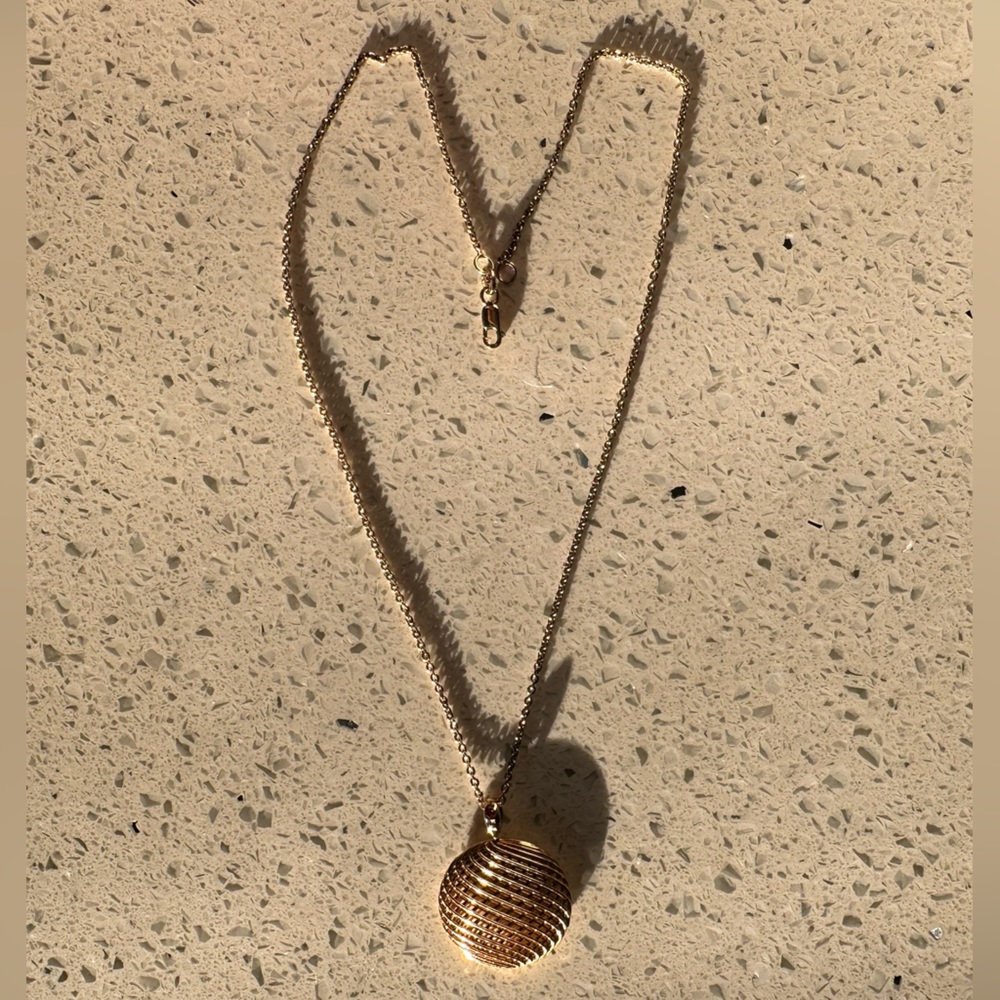 Roberto Coin Silk 18K yellow gold pendant necklace